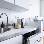 Adm Promenade - Parking Apartamento Bratislava