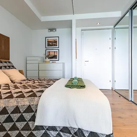 Adm Promenade - Parking Pozsony