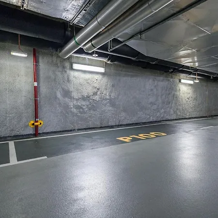 Adm Promenade - Parking Pozsony